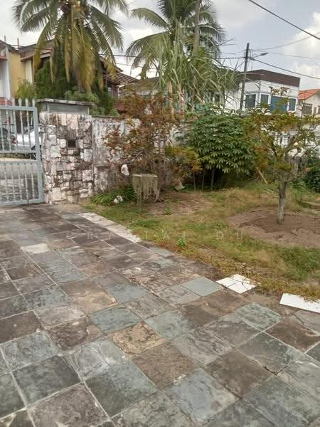 Rumah Berkembar untuk Dijual di Taman Sri Intan (Johor Bahru) - Crystal Du - Exterior - PropertyGuru.com.my