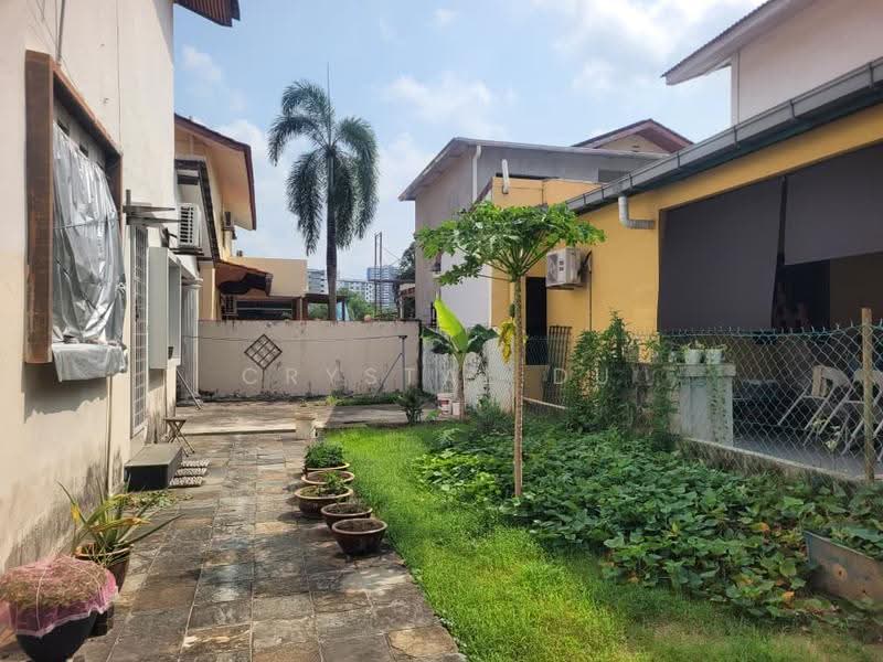 Rumah Berkembar untuk Dijual di Taman Sri Intan (Johor Bahru) - Crystal Du - Exterior - PropertyGuru.com.my
