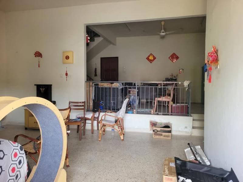 Rumah Berkembar untuk Dijual di Taman Sri Intan (Johor Bahru) - Crystal Du - Living Room - PropertyGuru.com.my