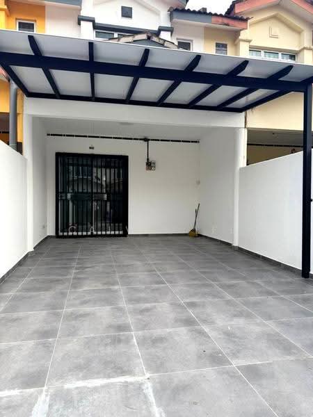 2-storey Terraced House for Sale in Taman Bestari Indah (Ulu Tiram) - Calvin Lee - Exterior - PropertyGuru.com.my
