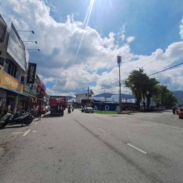 Shop / Office for Sale in Medan Kamunting Jaya (Kamunting) - Mokhtar Bin Mohamad Akhir - Exterior - PropertyGuru.com.my