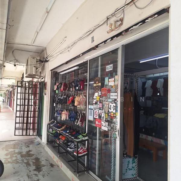 Shop / Office for Sale in Medan Kamunting Jaya (Kamunting) - Mokhtar Bin Mohamad Akhir - Exterior - PropertyGuru.com.my