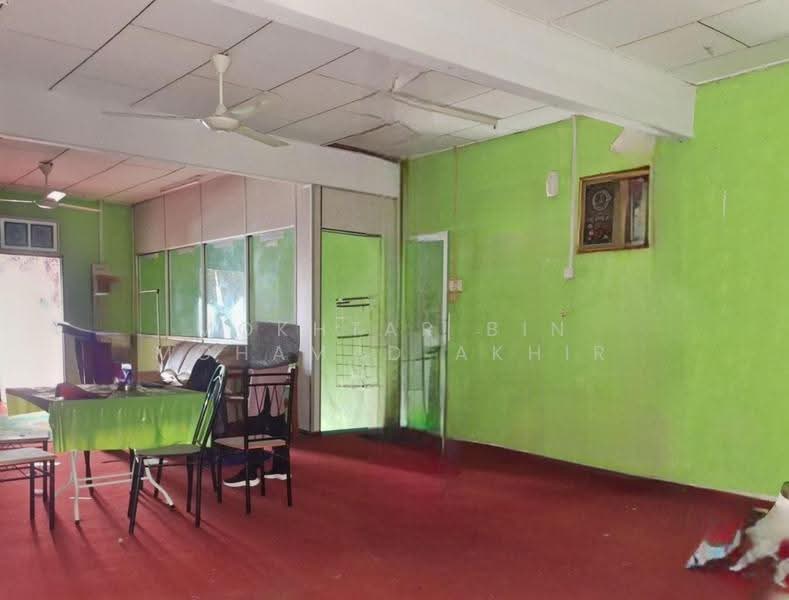 Shop / Office for Sale in Medan Kamunting Jaya (Kamunting) - Mokhtar Bin Mohamad Akhir - Interior - PropertyGuru.com.my