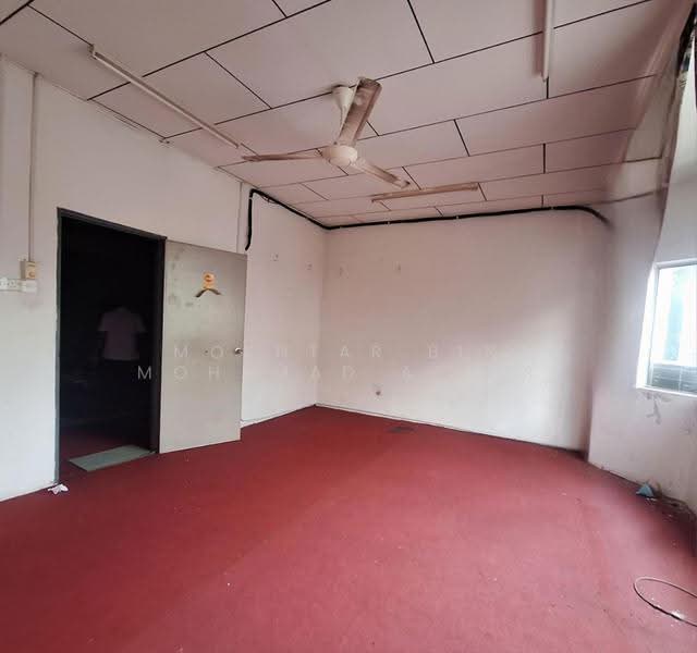 Shop / Office for Sale in Medan Kamunting Jaya (Kamunting) - Mokhtar Bin Mohamad Akhir - Interior - PropertyGuru.com.my