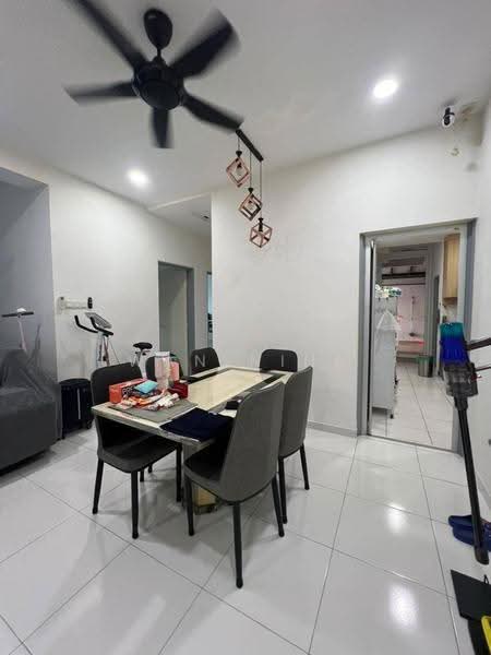 Service Residence for Sale at Sky Gardens Residences - Wan Ning - Dining Room - PropertyGuru.com.my