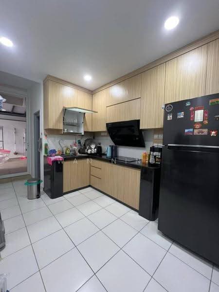 Service Residence for Sale at Sky Gardens Residences - Wan Ning - Kitchen - PropertyGuru.com.my