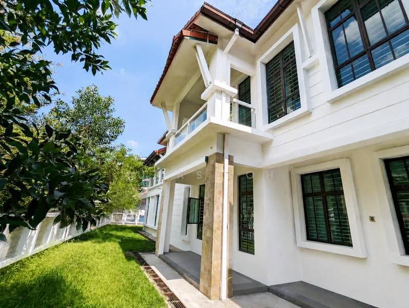 Rumah Berkembar untuk Dijual di Bandar Kinrara Seksyen 6 (Bandar Kinrara) - Lucas Loh - Exterior - PropertyGuru.com.my