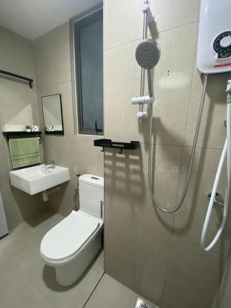 Kediaman Servis untuk Disewa di Kenwingston Platz - Aaron Yong - Bathroom - PropertyGuru.com.my
