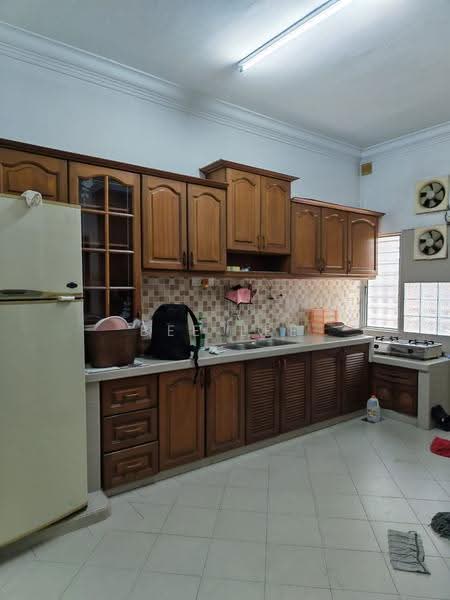 Rumah Teres 2-Tingkat untuk Dijual di Klang (Selangor) - Bee Lee - Kitchen - PropertyGuru.com.my
