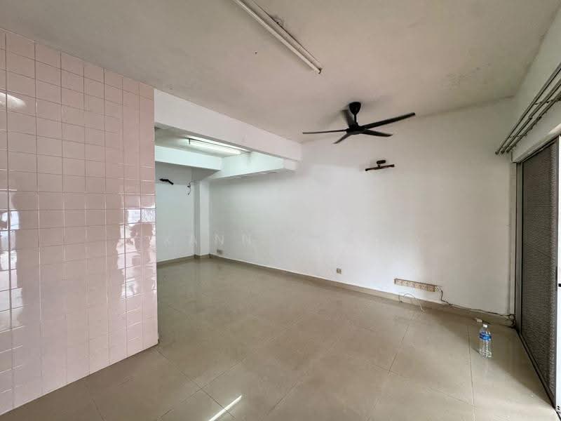 Rumah Teres 2-Tingkat untuk Dijual di Taman Universiti Indah (Seri Kembangan) - Xann Chua - Interior - PropertyGuru.com.my