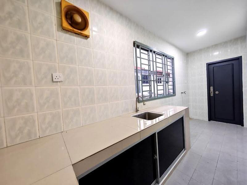 1-storey Terraced House for Sale in Taman Megah Ria (Masai) - Calvin Lee - PropertyGuru.com.my