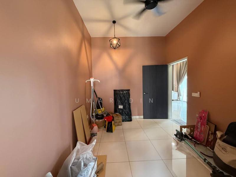 2-storey Terraced House for Sale in Elmina (Shah Alam) - Umar Din - Living Room - PropertyGuru.com.my