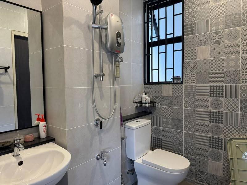2-storey Terraced House for Sale in Elmina (Shah Alam) - Umar Din - Bathroom - PropertyGuru.com.my