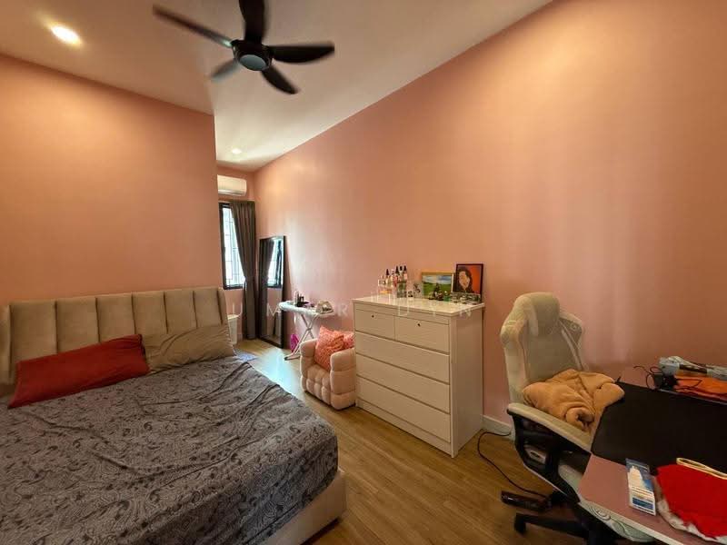 2-storey Terraced House for Sale in Elmina (Shah Alam) - Umar Din - Bedroom - PropertyGuru.com.my