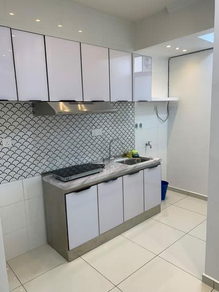 Kediaman Servis untuk Disewa di Kenwingston Platz - Aaron Yong - Kitchen - PropertyGuru.com.my