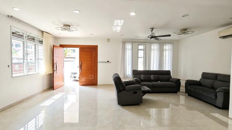 Semi-Detached House for Rent in Taman Pelangi (Johor Bahru) - Lydia Wee - Living Room - PropertyGuru.com.my