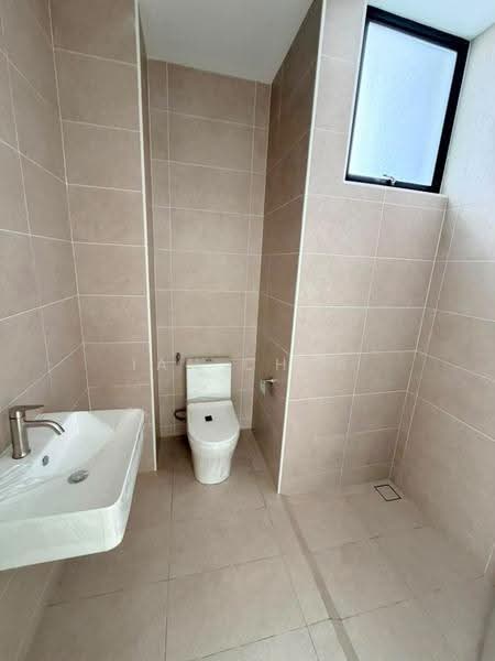 Rumah Teres 2-Tingkat untuk Dijual di Taman Ponderosa (Johor Bahru) - Ian Chua - Bathroom - PropertyGuru.com.my