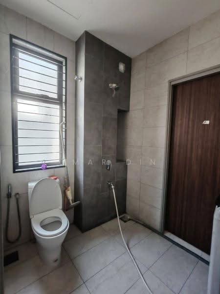 Terraced House for Sale in Elmina (Shah Alam) - Umar Din - Bathroom - PropertyGuru.com.my
