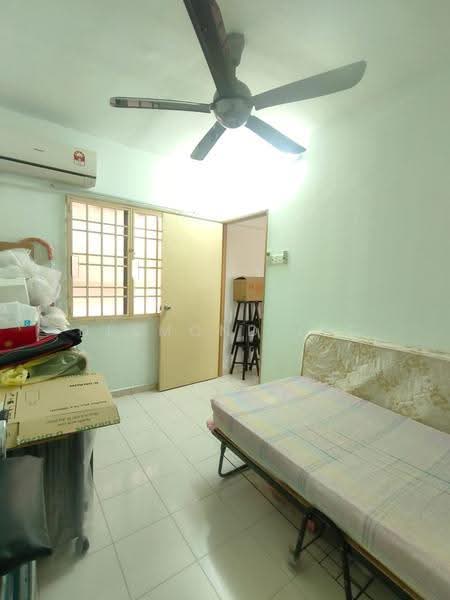 Apartment for Sale at Sri Impian Apartment - Desmond Lee - Bedroom - PropertyGuru.com.my