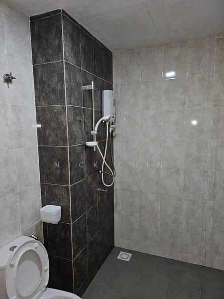 Kondominium untuk Disewa di Vista Bangi - Nick Chin - Bathroom - PropertyGuru.com.my