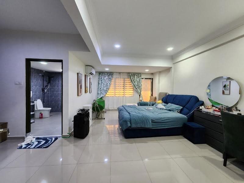 Rumah Teres 2-Tingkat untuk Dijual di Taman Rasi (Menglembu) - Gary Tang - Bedroom - PropertyGuru.com.my