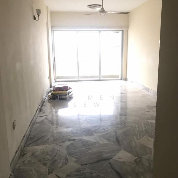 Kondominium untuk Dijual di Casa Magna - Kim Meng Lew - Living Room - PropertyGuru.com.my