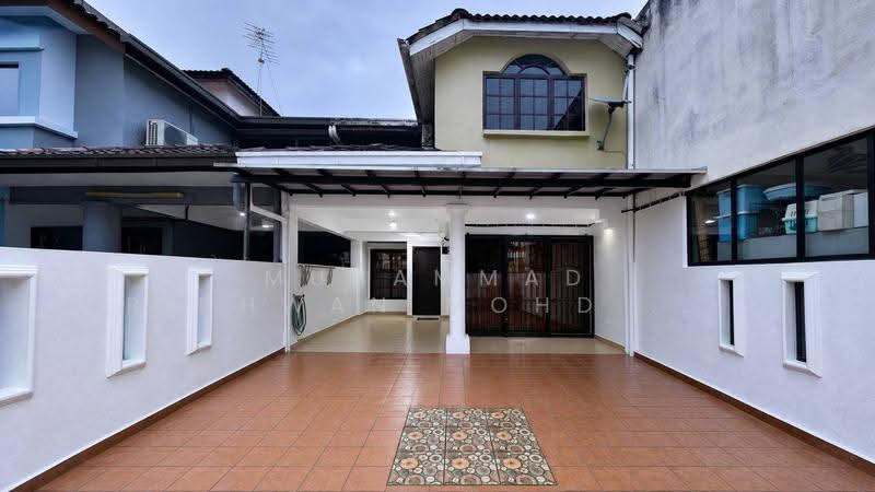 Rumah Teres 2-Tingkat untuk Dijual di Seksyen 20 (Shah Alam) - Muhammad Ridhwan Mohd Huzairi - Exterior - PropertyGuru.com.my