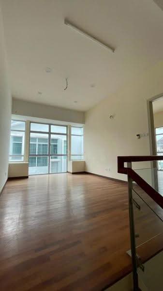 Rumah Berkembar untuk Dijual di Laman Rimbunan (Kepong) - Louis Foong - Living Room - PropertyGuru.com.my