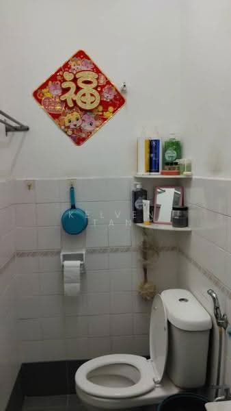 Rumah Teres 2-Tingkat untuk Dijual di Rawang Perdana (Rawang) - Kelven Tan - Bathroom - PropertyGuru.com.my