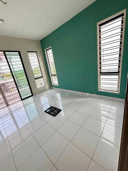 Rumah Teres 2-Tingkat untuk Dijual di Bandar Tiram (Ulu Tiram) - Calvin Lee - Interior - PropertyGuru.com.my