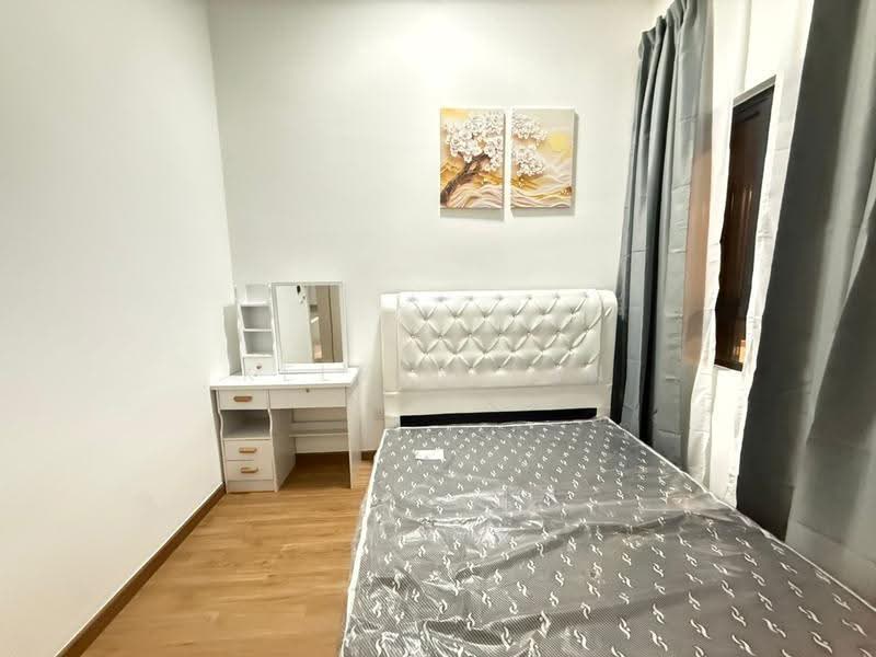 Condominium for Sale at The Henge - Kelven Tan - Bedroom - PropertyGuru.com.my