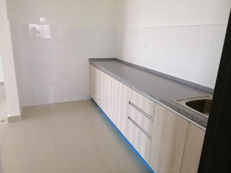 Condominium for Sale at The Henge - Kelven Tan - Kitchen - PropertyGuru.com.my