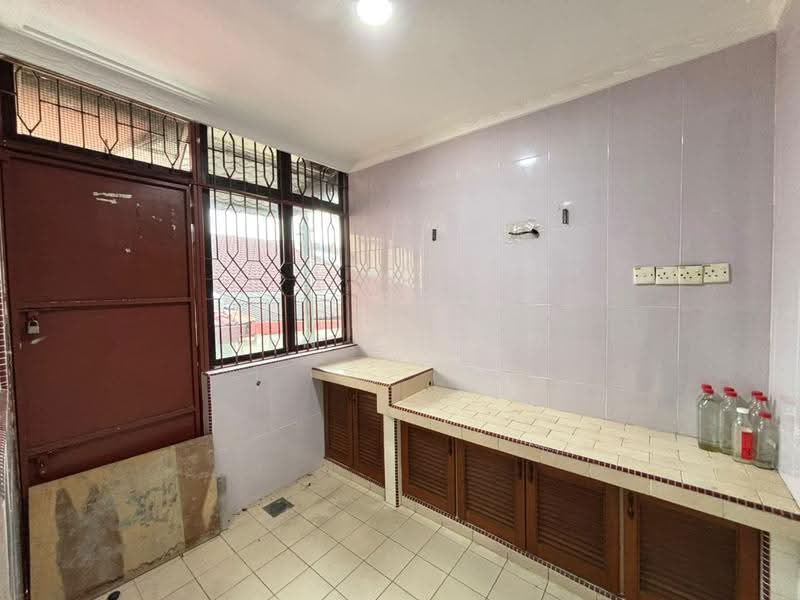 Rumah Teres 1-Tingkat untuk Dijual di Taman Bidara (Selayang) - Ken Chong - Kitchen - PropertyGuru.com.my