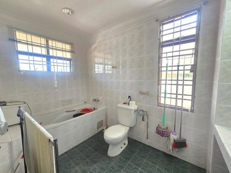 Bungalow House untuk Dijual di Taman Bukit Rinting (Masai) - Yik Tat - PropertyGuru.com.my