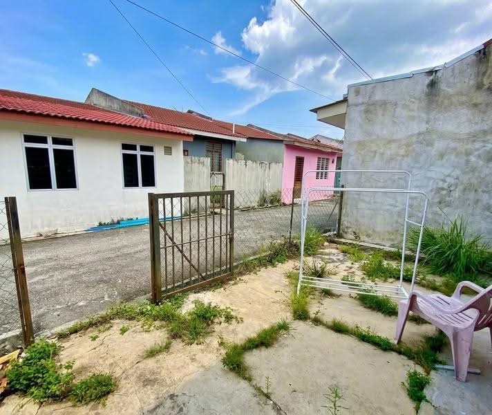 Rumah Teres 1-Tingkat untuk Dijual di Kulai (Johor) - ALHAFIZ AZIS - Exterior - PropertyGuru.com.my