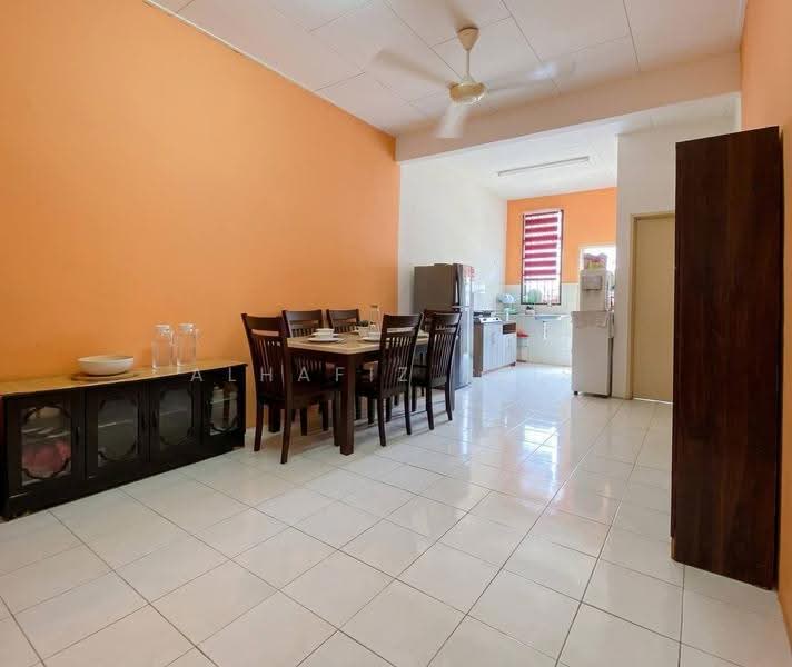 Rumah Teres 1-Tingkat untuk Dijual di Kulai (Johor) - ALHAFIZ AZIS - Dining Room - PropertyGuru.com.my
