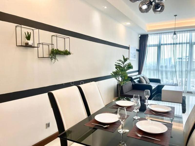 Kediaman Servis untuk Dijual di Paragon Residences @ Straits View - Nicole Pua - Living Room - PropertyGuru.com.my