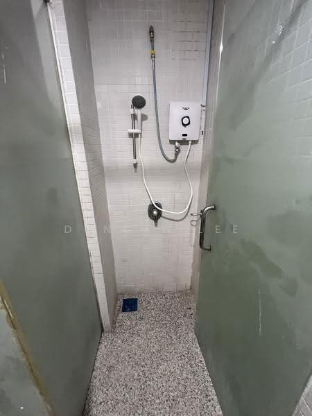 Condominium for Rent at 10 Semantan Suites - Duncan Lee - Bathroom - PropertyGuru.com.my