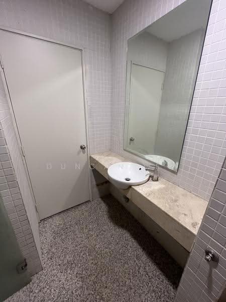 Condominium for Rent at 10 Semantan Suites - Duncan Lee - Bathroom - PropertyGuru.com.my