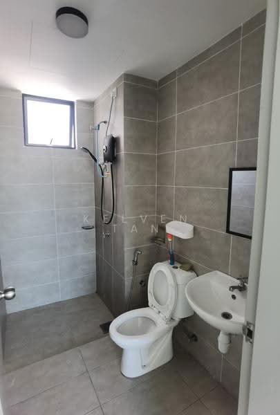 Kondominium untuk Dijual di Mizumi Residences - Kelven Tan - Bathroom - PropertyGuru.com.my