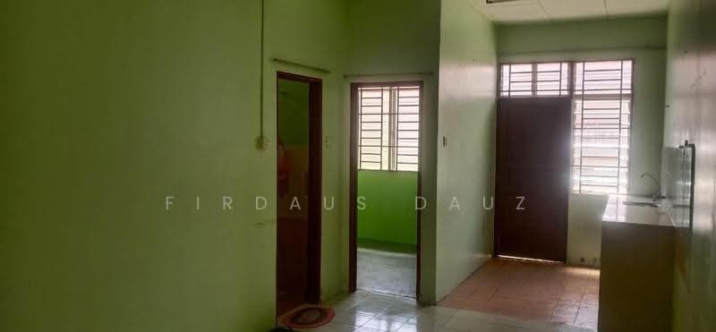 Rumah Teres 1-Tingkat untuk Dijual di Bandar Seri Impian (Kluang) - Firdaus Dauz - Kitchen - PropertyGuru.com.my