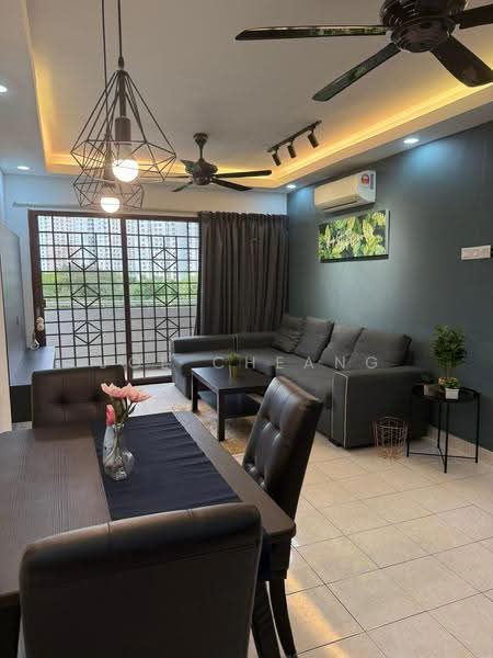 Condominium for Rent at Palm Spring @ Damansara - Joe Cheang - Living Room - PropertyGuru.com.my