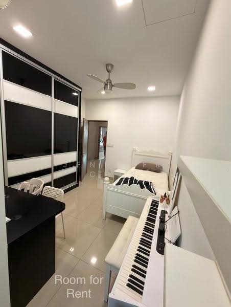 Rumah Teres 3-Tingkat untuk Disewa di Kinrara Residence (Puchong) - Jennifer Chin - Bedroom - PropertyGuru.com.my