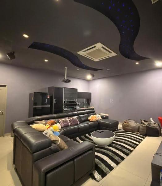 Rumah Teres 3-Tingkat untuk Disewa di Kinrara Residence (Puchong) - Jennifer Chin - Living Room - PropertyGuru.com.my