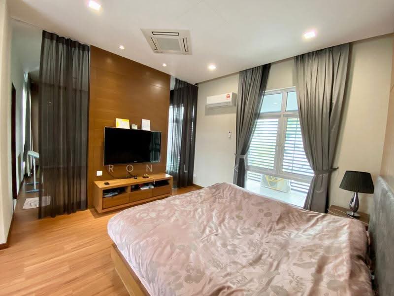 Bungalow House for Sale in Minden Heights (Gelugor) - Ronald Kee - Bedroom - PropertyGuru.com.my