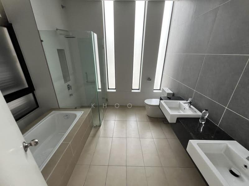 Rumah Berkembar untuk Dijual di Johor Bahru (Johor) - Khoo . - Bathroom - PropertyGuru.com.my