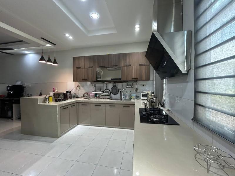 Rumah Teres 2-Tingkat untuk Dijual di Bandar Puncak Alam (Puncak Alam) - Johary Adzhar - Kitchen - PropertyGuru.com.my