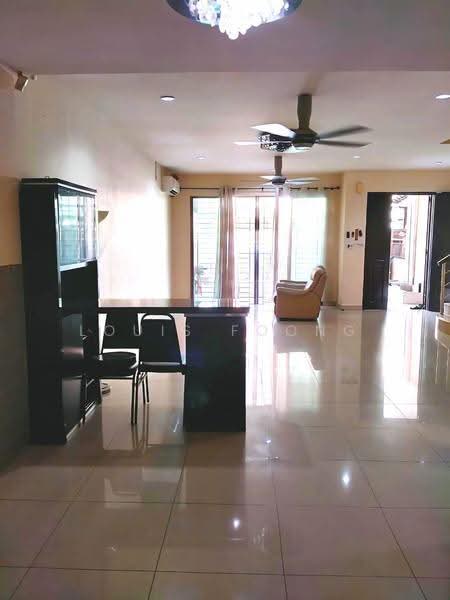 Rumah Teres untuk Dijual di Laman Rimbunan (Kepong) - Louis Foong - Living Room - PropertyGuru.com.my