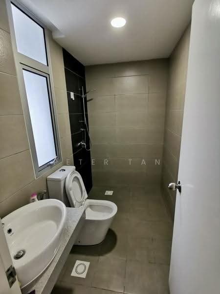 Kediaman Servis untuk Disewa di MIRAI Residences - Peter Tan - Bathroom - PropertyGuru.com.my