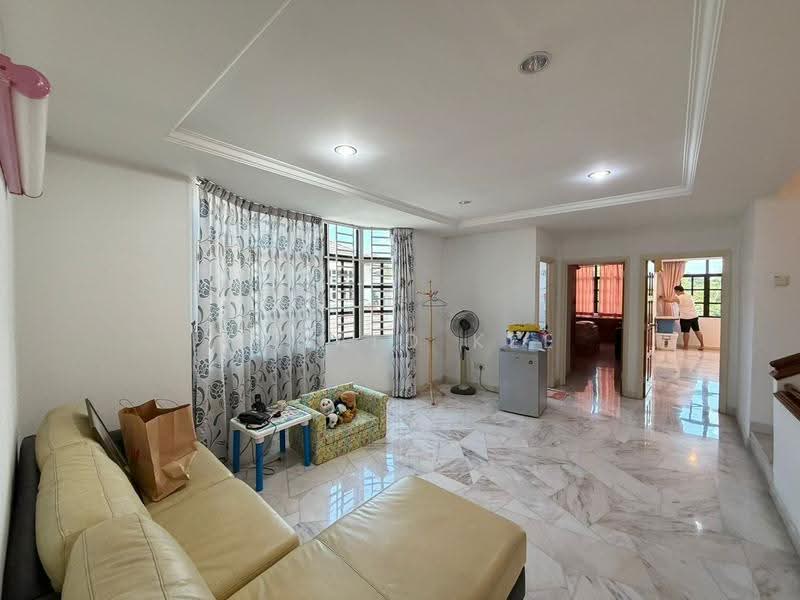 Rumah Berkembar untuk Dijual di Minden Heights (Gelugor) - Ronald Kee - Living Room - PropertyGuru.com.my